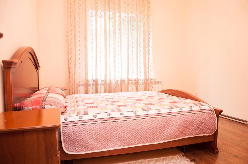 Almaty Backpackers Room photo